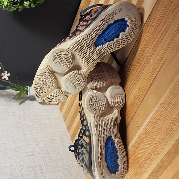 Nike Lebron James XVII James Gang, Black Multicolor, Basketball Shoes - Picture 6 of 7